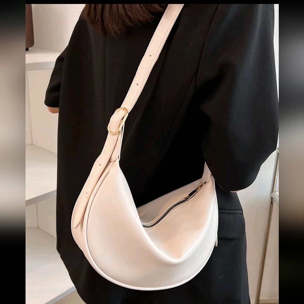 Minimalist Hobo crossbody bag